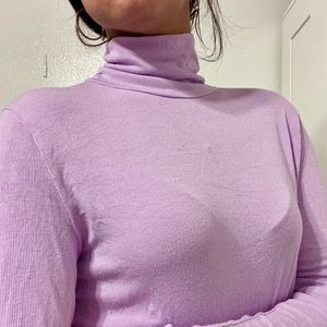 Lilac turtleneck